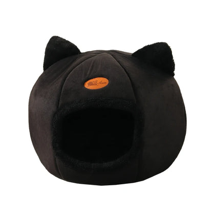 Cosy Winter Cat Cave Bed